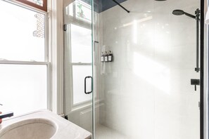 Hair dryer, towels - Gateway Inn:  Harmony Loft 2BRM (Stratford)