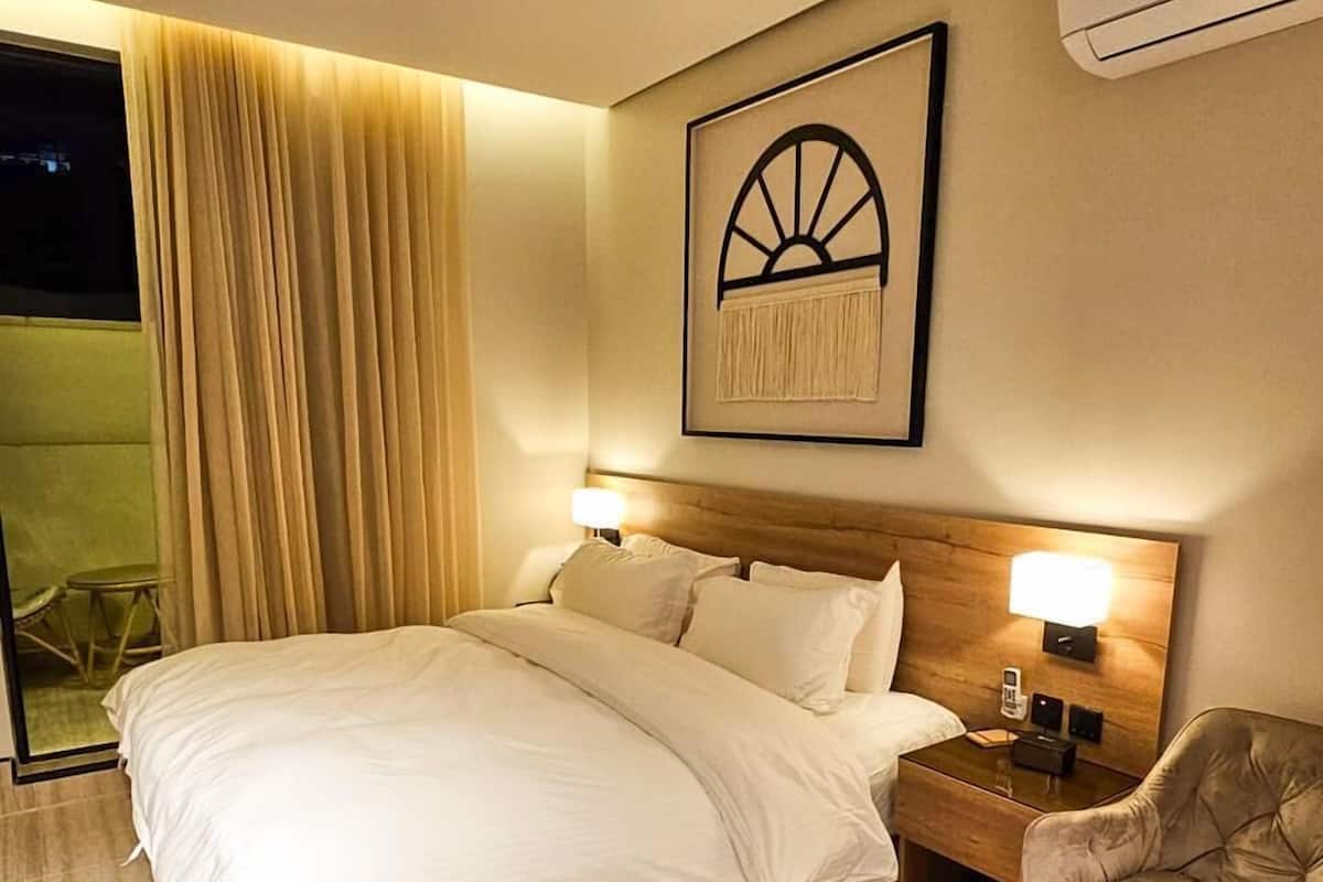 Appartement Exclusif | 1 chambre, fer et planche à repasser, Wi-Fi gratuit