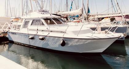 LOGEMENT INSOLITE A SETE - BATEAU A QUAI