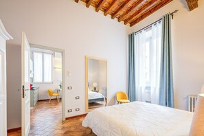 2 chambres, fer et planche à repasser, lit parapluie, Wi-Fi