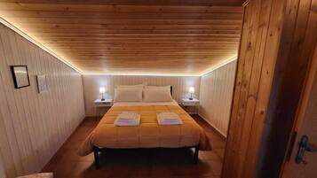 2 bedrooms, desk, free WiFi