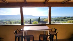 Comfort Apartment, Private Bathroom, Mountain View | Terrace/patio - DIMORA DEL FALCO (Montefalco)