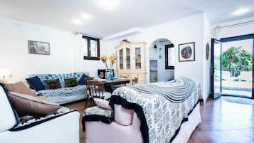 32-inch Smart TV with cable channels