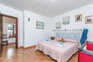 2 slaapkamers, een strijkplank/strijkijzer, gratis wifi, beddengoed