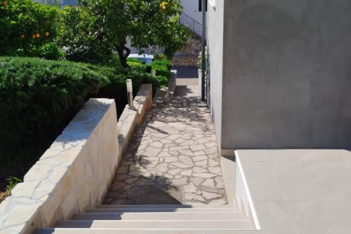Apartment (One-Bedroom Apartment With Terrace (A) | Exterior