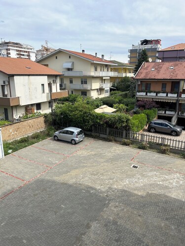Delightful 1-bedroom apartment in Montesilvano
200 mt from the sea