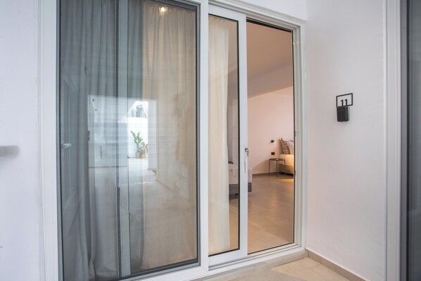 In-room safe, blackout drapes, soundproofing, free WiFi