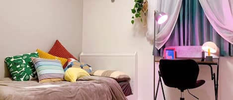 1 bedroom, iron/ironing board, WiFi, bed sheets