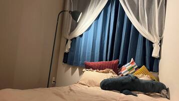 2 bedrooms, WiFi, bed sheets