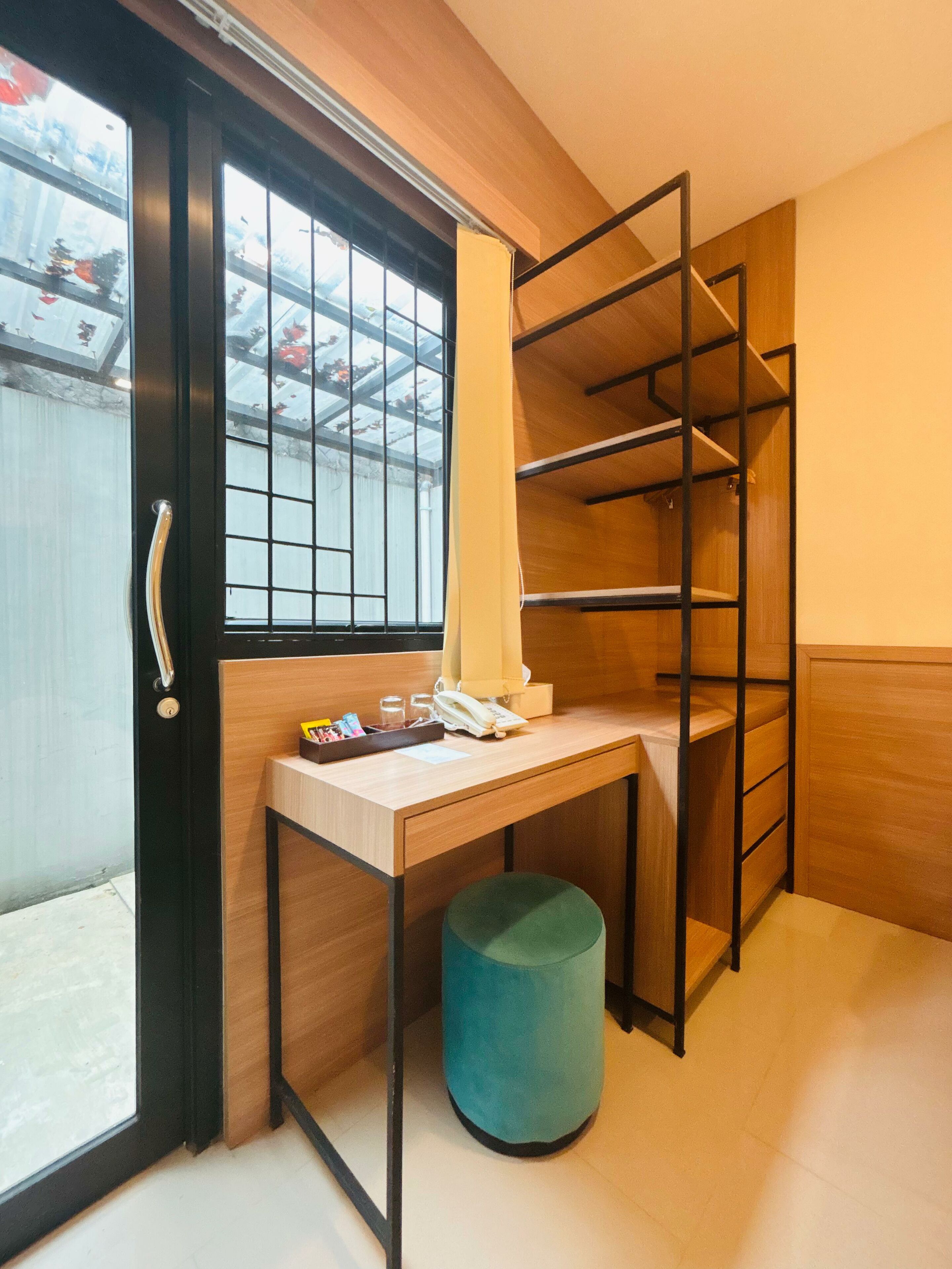 Deluxe Double Room | Desk, free WiFi, bed sheets