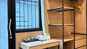 デラックス ツインルーム | デスク、WiFi (無料)、ベッドシーツ