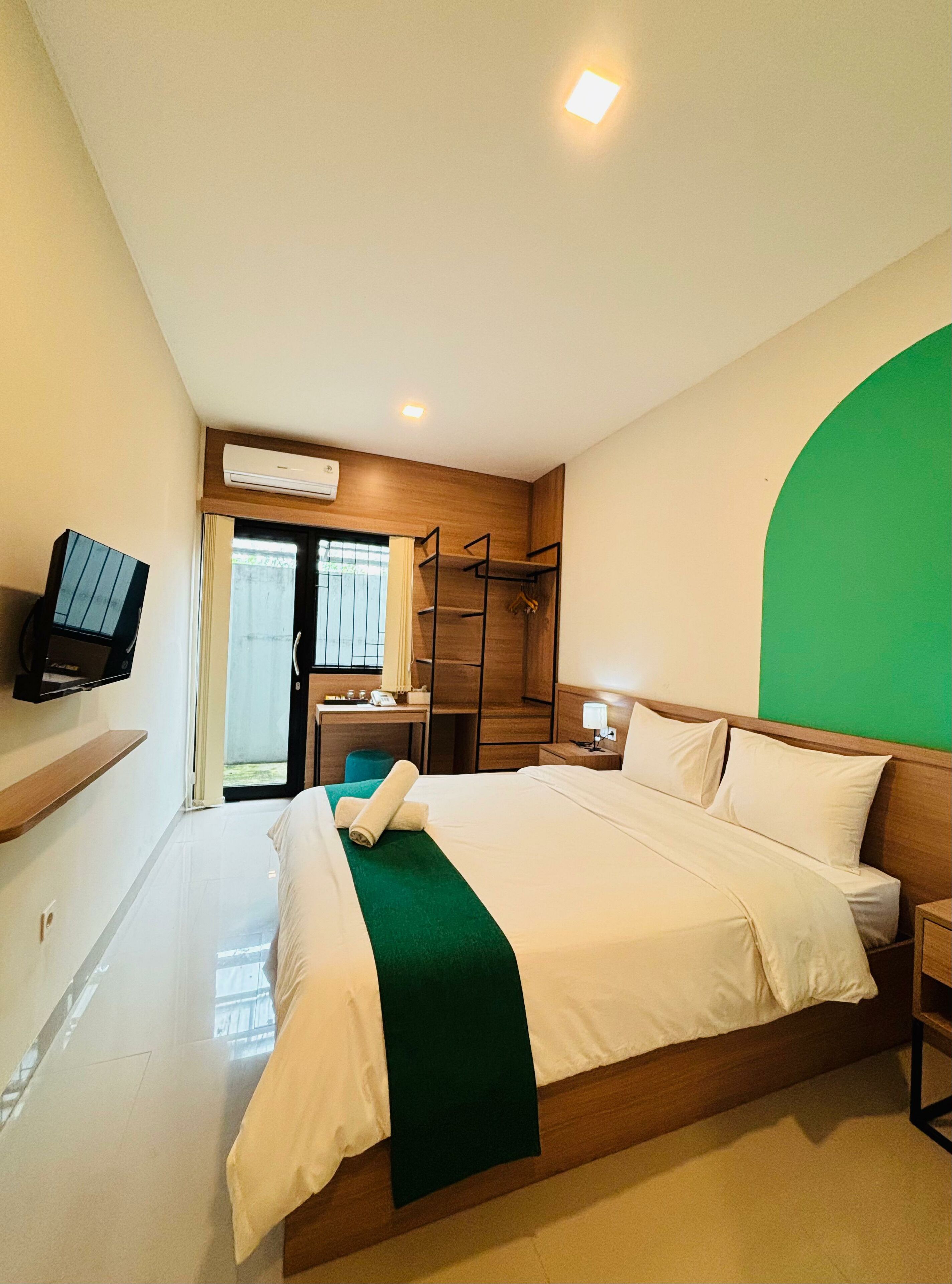 デラックス ダブルルーム | デスク、WiFi (無料)、ベッドシーツ