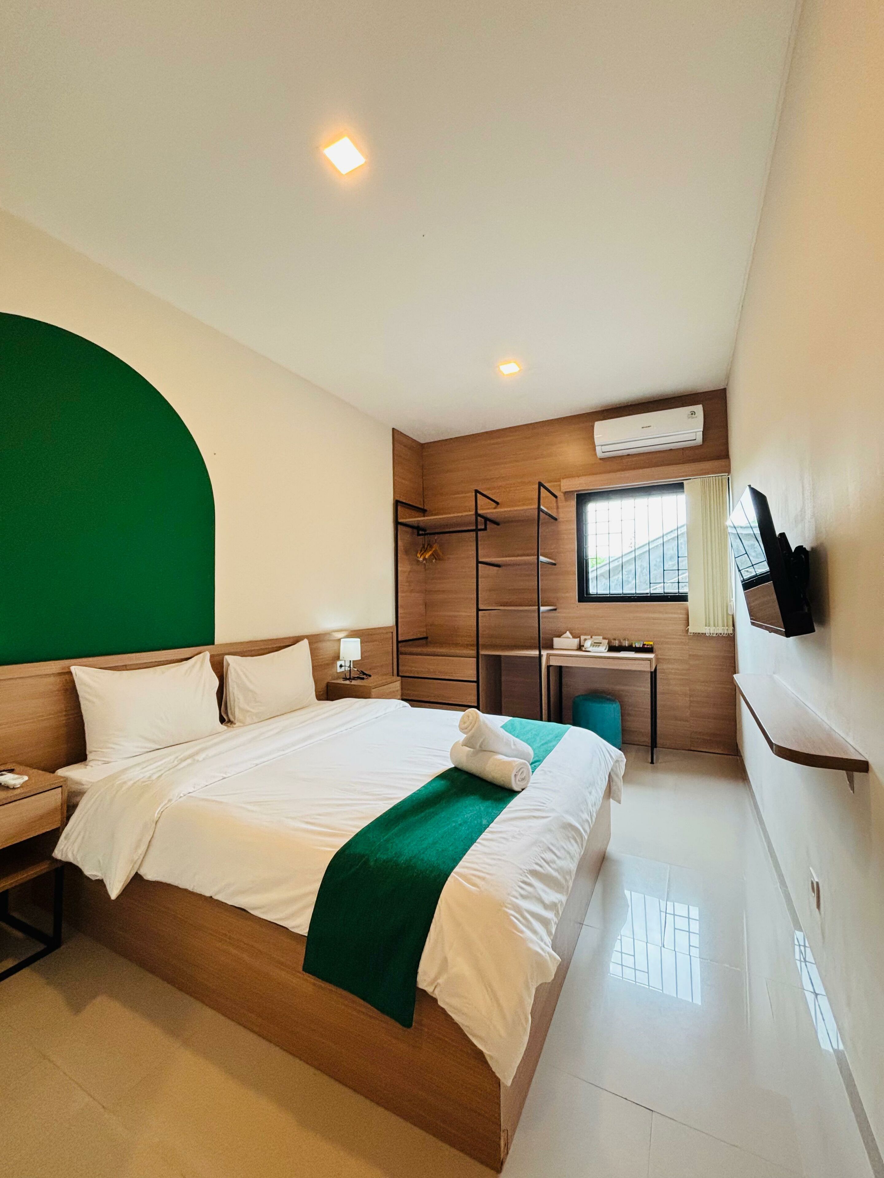 スーペリア ダブルルーム | デスク、WiFi (無料)、ベッドシーツ