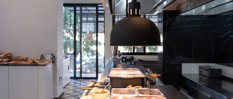 Free daily buffet breakfast