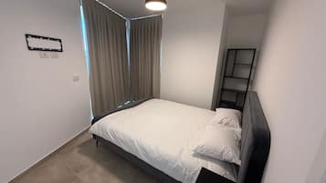 Apartment, 2 Bedrooms, Balcony, Sea View | 1 bedroom, free WiFi