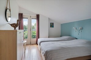3 chambres, fer et planche à repasser, Wi-Fi, draps fournis