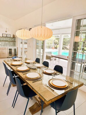 تناول الطعام