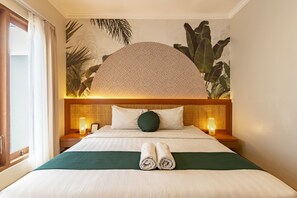 Deluxe Room, Balcony | In-room safe, desk, laptop workspace, free WiFi - Cove Vin Stay (Denpasar)