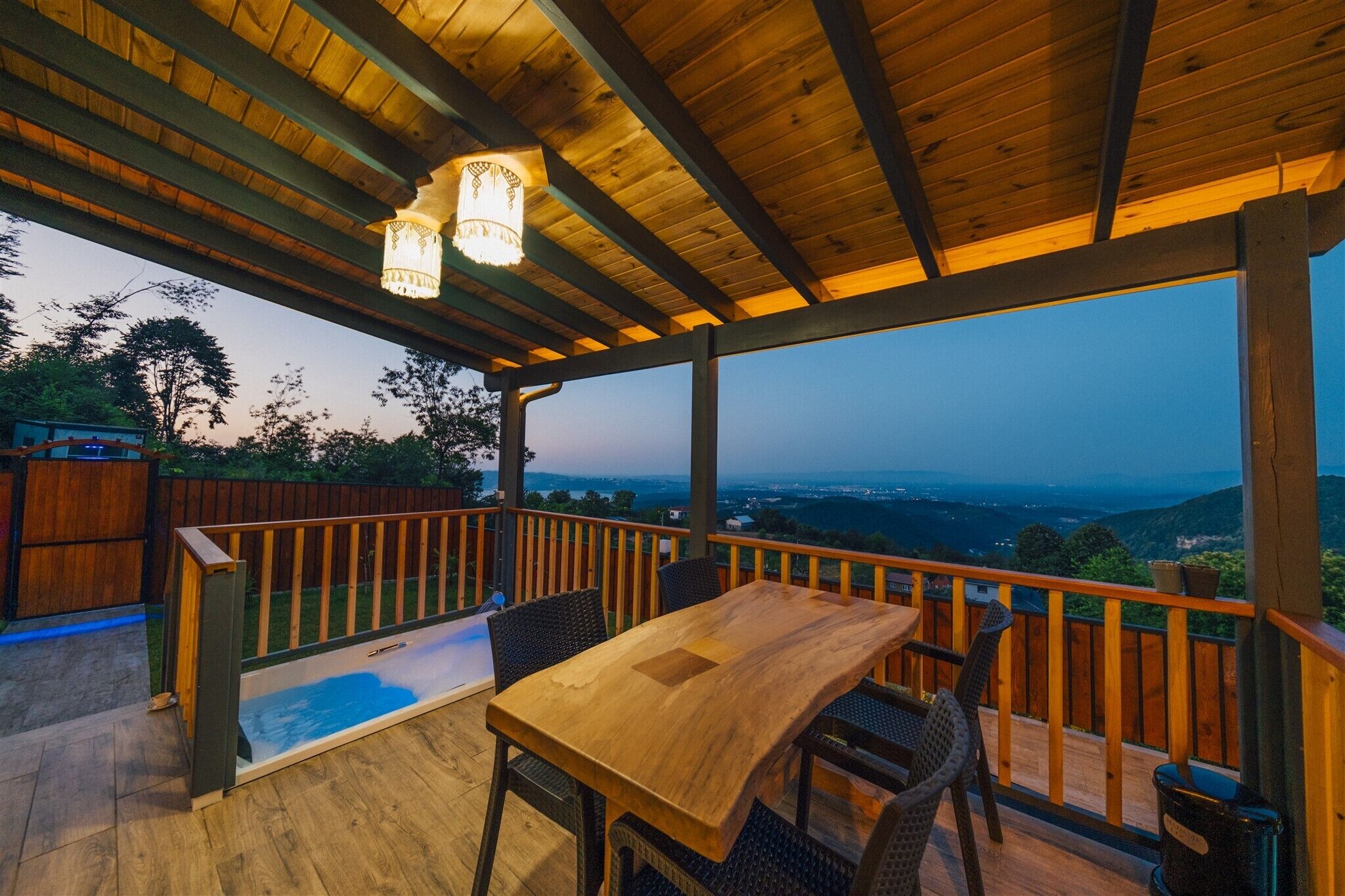 Premium-Bungalow, Seeblick | Whirlwanne