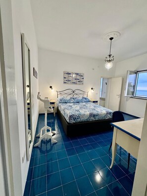 3 bedrooms, iron/ironing board, WiFi, bed sheets - Holiday in Amalfi - VILLA AMARE (San Cosma)