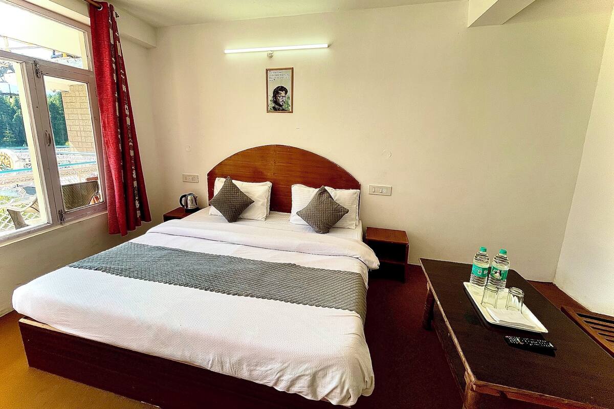Double Room, Balcony, Mountain View