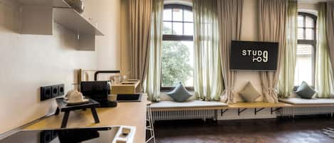 Studio Deluxe | 1 chambre, rideaux dâobscurcissement, accĂšs au Wi-Fi (inclus)
