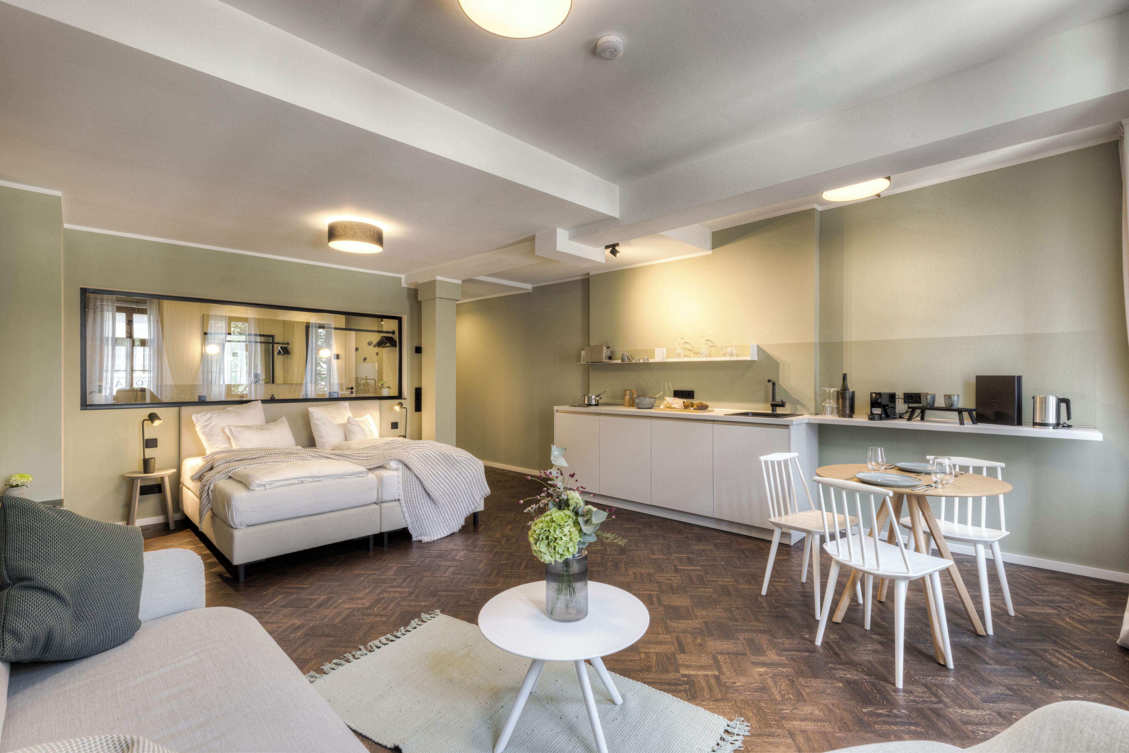 Luxury Studio | Blackout curtains, free WiFi