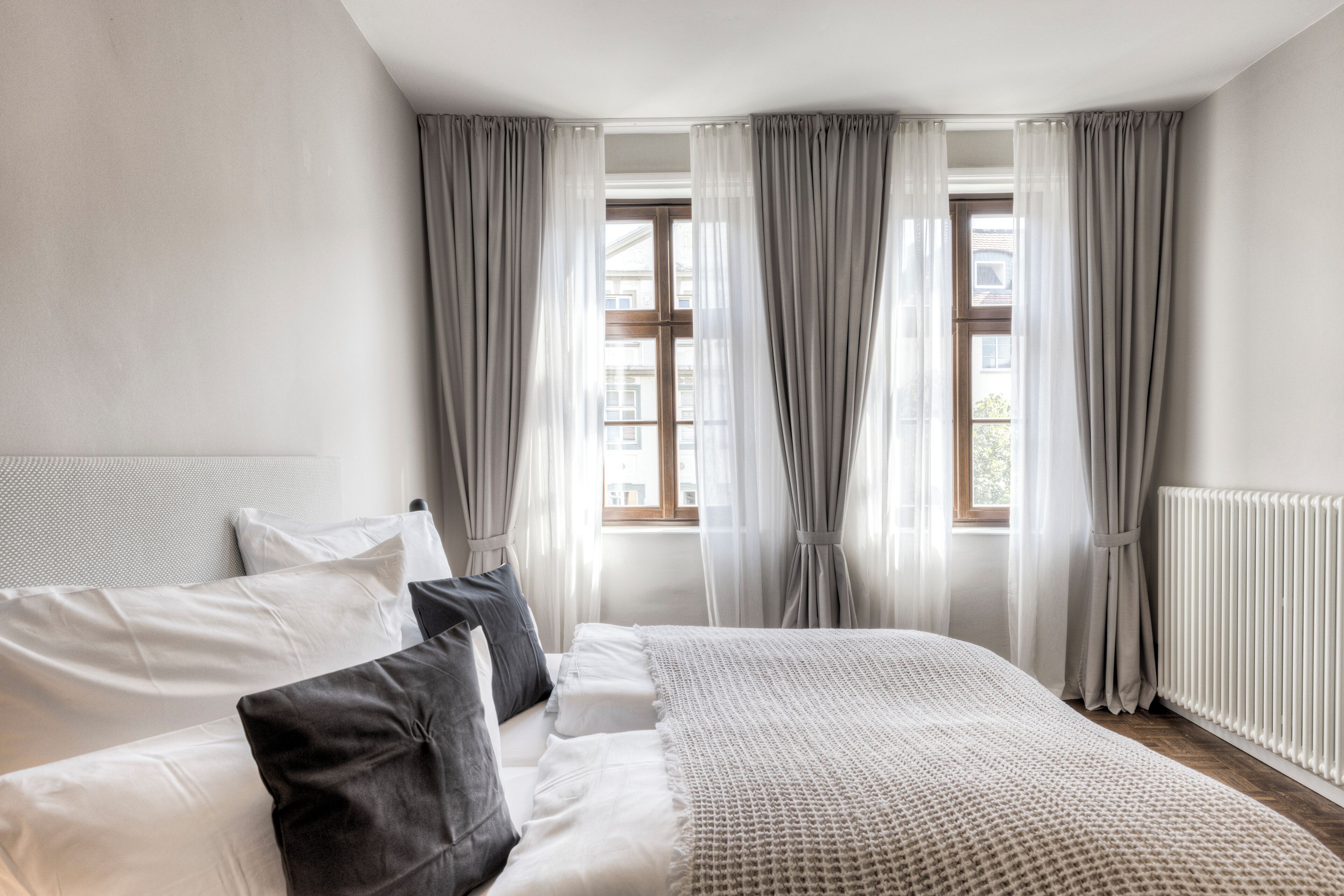 Luxury Studio | Blackout curtains, free WiFi