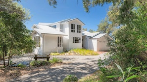 Exterior - Salt Spray - Full House (Dunbogan)