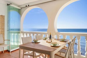 Outdoor dining - Casa Marrakech by Costarentals - Ref 40 (Las Lagunas de Mijas)