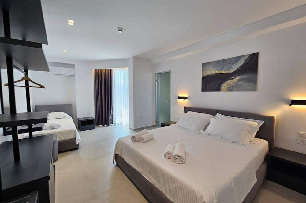 Adele Hotel Ksamil