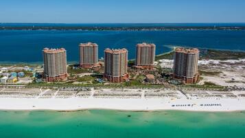 Apartment, Mehrere Betten (Portofino Island Resort 3-606) | Strand