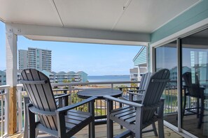 Condo, 1 Queen Bed with Sofa bed (Baywatch F9) | Property grounds