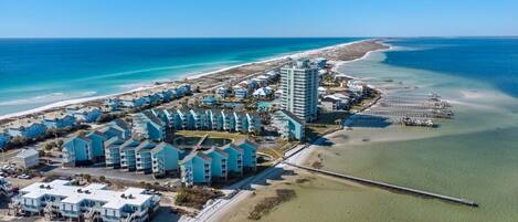 Appart'hôtel, 1 grand lit et 1 canapé-lit (Baywatch F9) | Plage