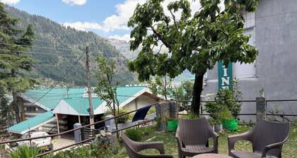 Hotel Alpine Himalayan View Manali