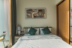 1 chambre, fer et planche à repasser, Wi-Fi, draps fournis