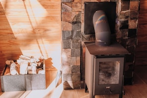 Family Chalet, Lake View | Living area | 32-inch Smart TV with digital channels, fireplace, Netflix