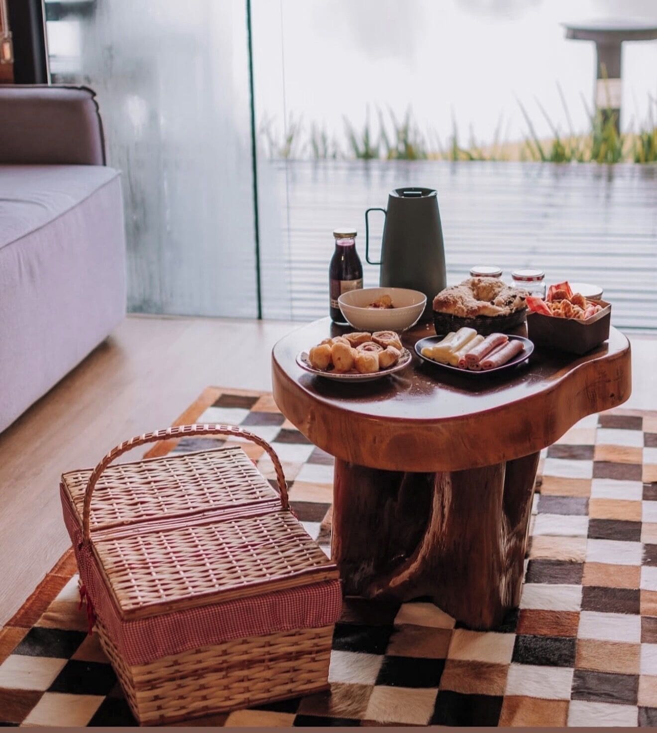 Free daily full breakfast