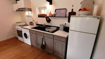 Microonde, forno, piano cottura