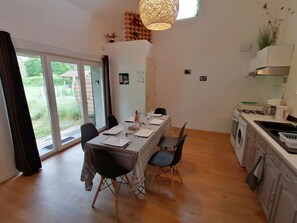 Microwave, oven, stovetop