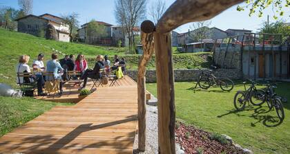 7-bedroom bed & breakfast in charming RobidiĆĄÄe