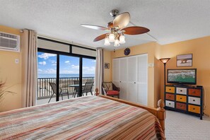 2 bedrooms, WiFi, bed sheets - High Point North 1B - Steps to the beach and with a Pool! (Ocean City)