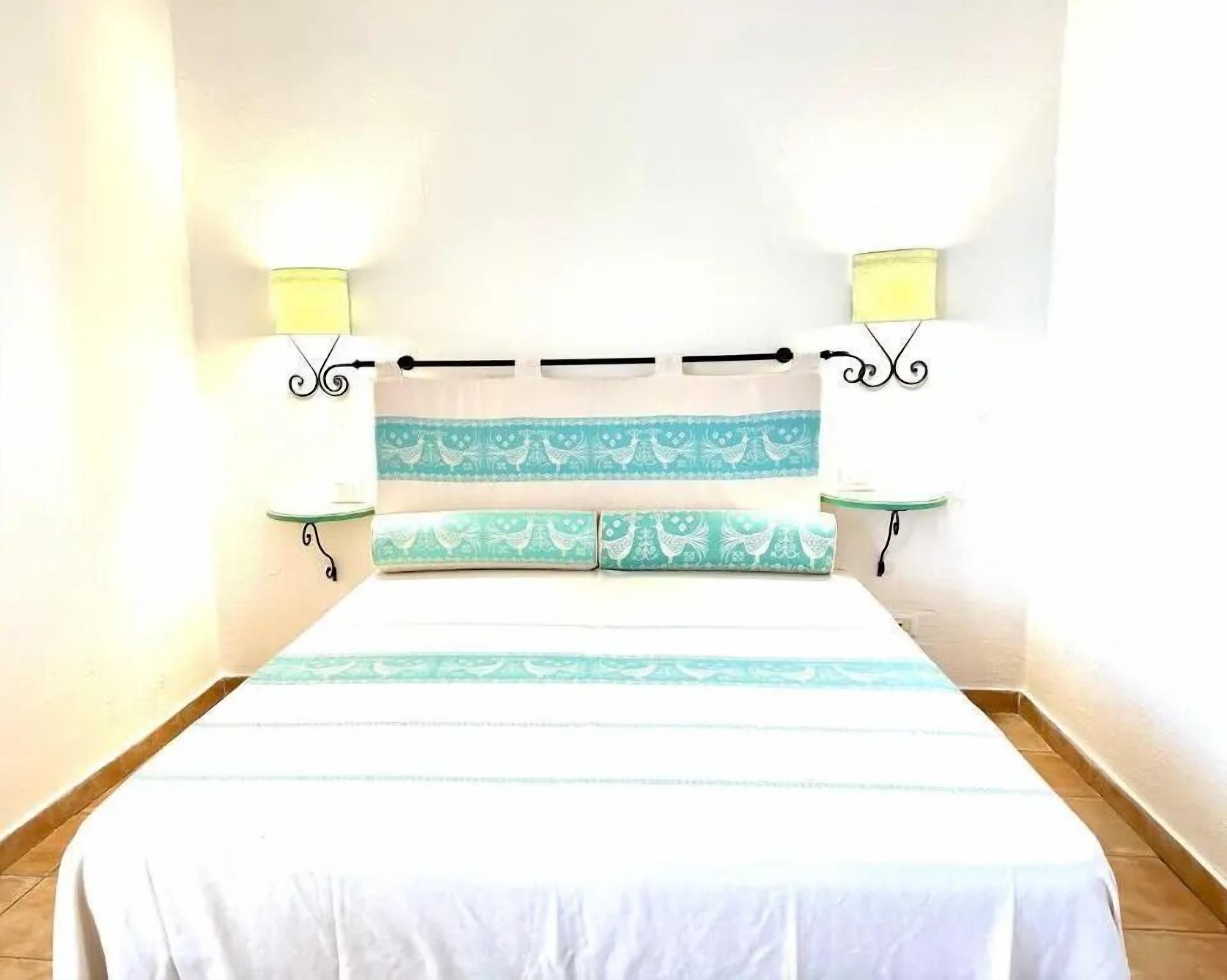 Premium bedding, bed sheets