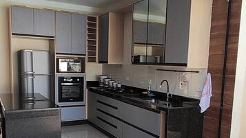 Mikrowelle, Ofen, Herdplatte