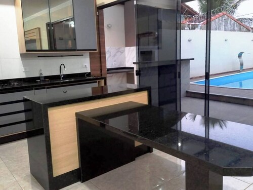 House with HEATED POOL (No additional cost)