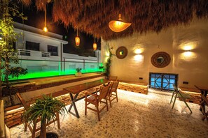 Lounge - Vega 43 Hostel (Sarande)