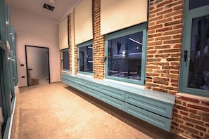 Interior - Vega 43 Hostel (Sarande)