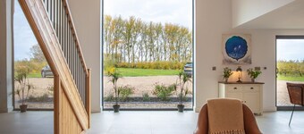 Beautiful Barn Conversion - Orchard Escape for 12