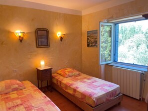 3 Schlafzimmer, Bügeleisen/Bügelbrett, WLAN, Bettwäsche