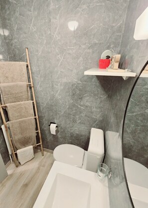 Bathroom - L'Ecrin de Torgon at the Portes du Soleil (Torgon)